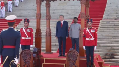 To Lam Receives Grand Welcome in Sri Lanka