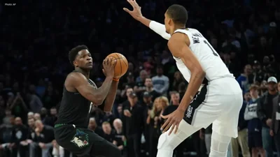 Timberwolves Beat Spurs to Level NBA Series