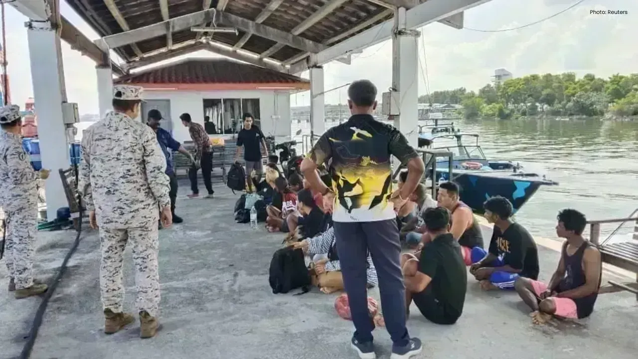 Migrant Boat Sinks Near Malaysia Coast