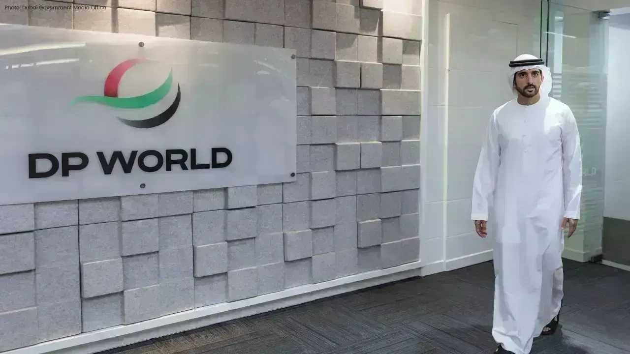 Crown Prince Sheikh Hamdan Tours Jebel Ali Port to Assess Trade Developments