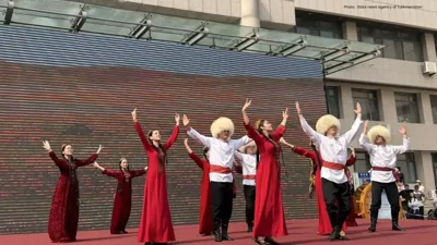 Turkmen Youth Showcase Culture in Beijing