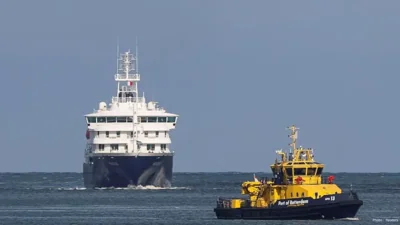 Cruise Ship with Hantavirus Cases Approaches Rotterdam Amid Health Scrutiny