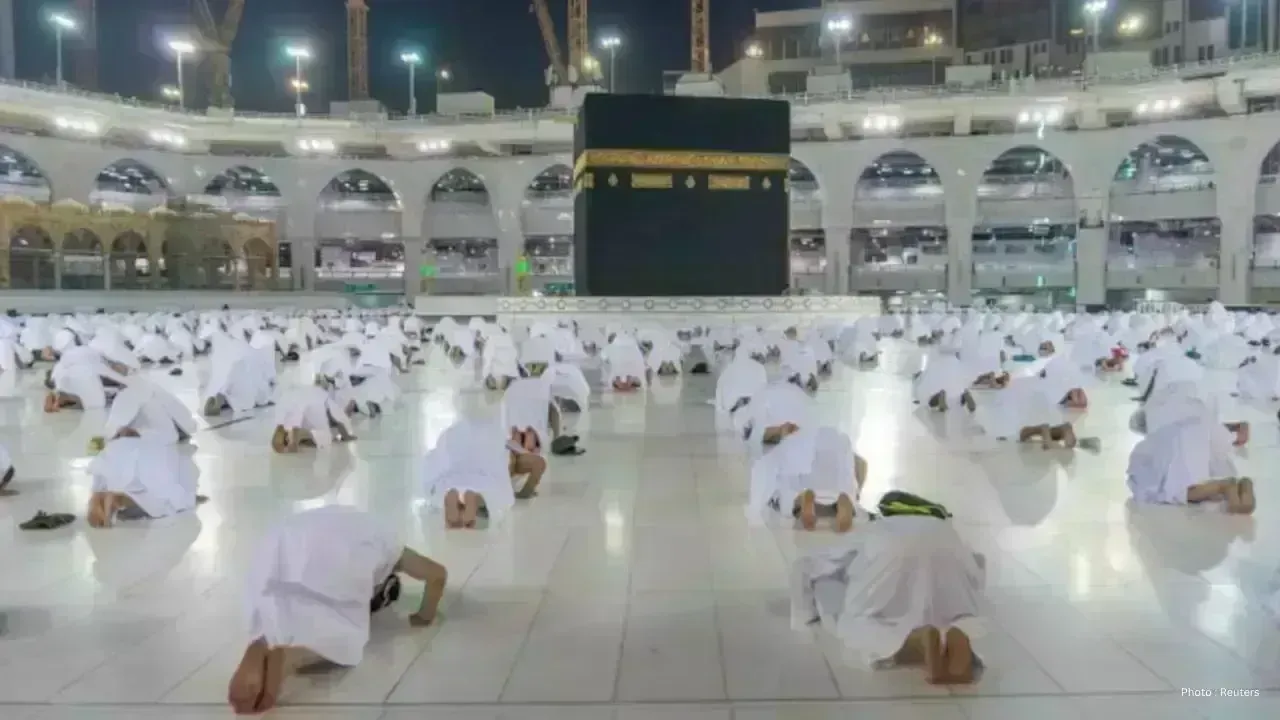 Saudi Arabia Reinstates Umrah Visa Services Starting May 31