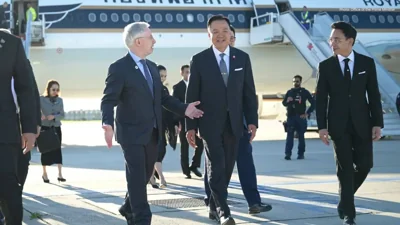 Thai PM Begins Strategic Visit to France