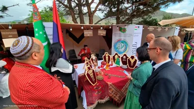 Turkmen Art Shines at Global Crafts Festival