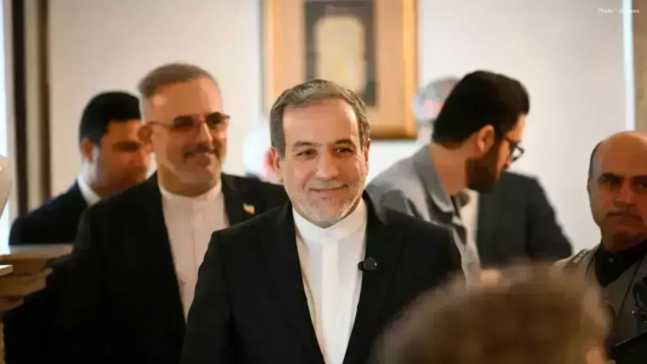 Iran Affirms Ongoing Talks with the US Amidst Tensions