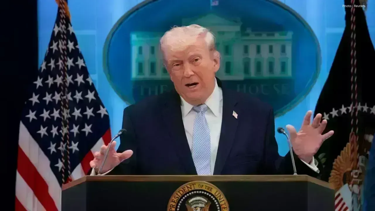 Trump Indicates Major Progress in Iran Negotiations and Strait of Hormuz Reopening