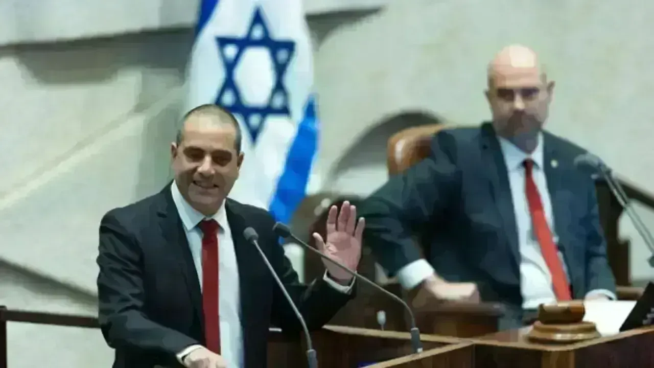 Vote Looms Over Knesset Dissolution Amid Israel's Political Turmoil