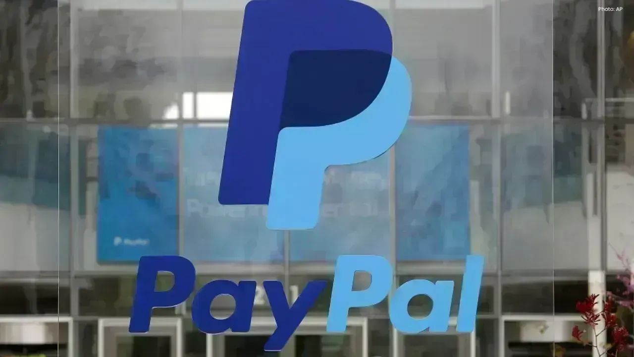 China Expands PayPal Access for Tourists