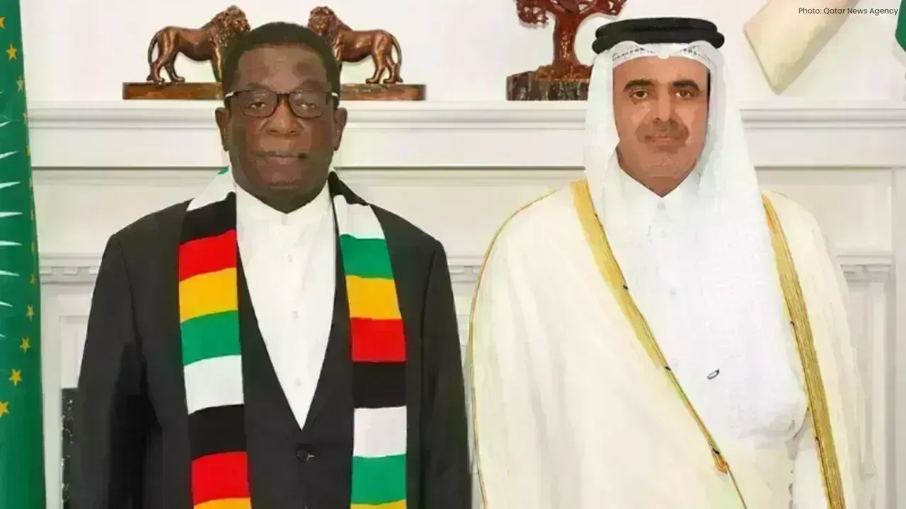 Qatar's New Ambassador Delivers Credentials to Zimbabwe's President
