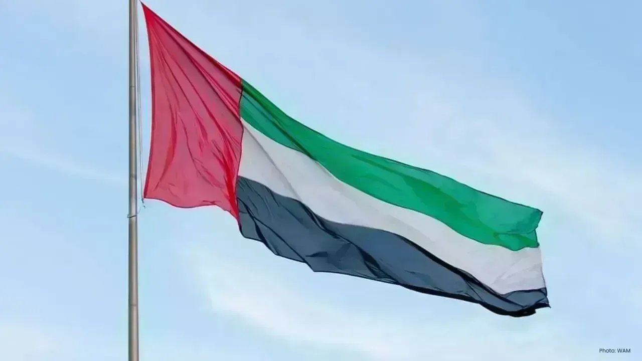 Emir of Qatar Receives Condolences from UAE Leaders on Abdullah Al Attiyah's Passing