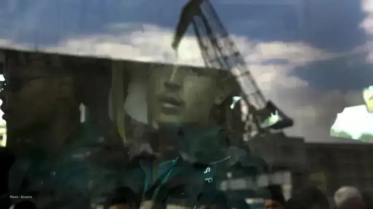 Greece Restarts Asylum Processing for Syrians and Afghans Amidst Migration Pressures