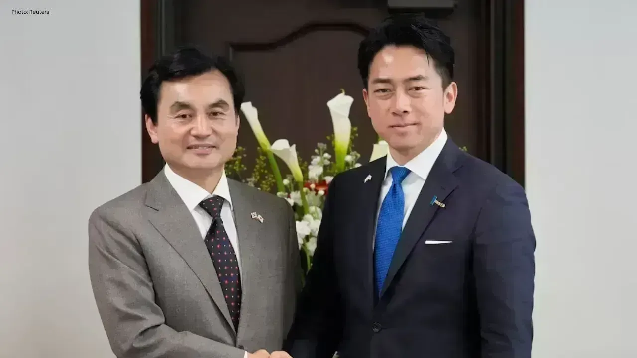 Korea, Japan Discuss Military Support Pact