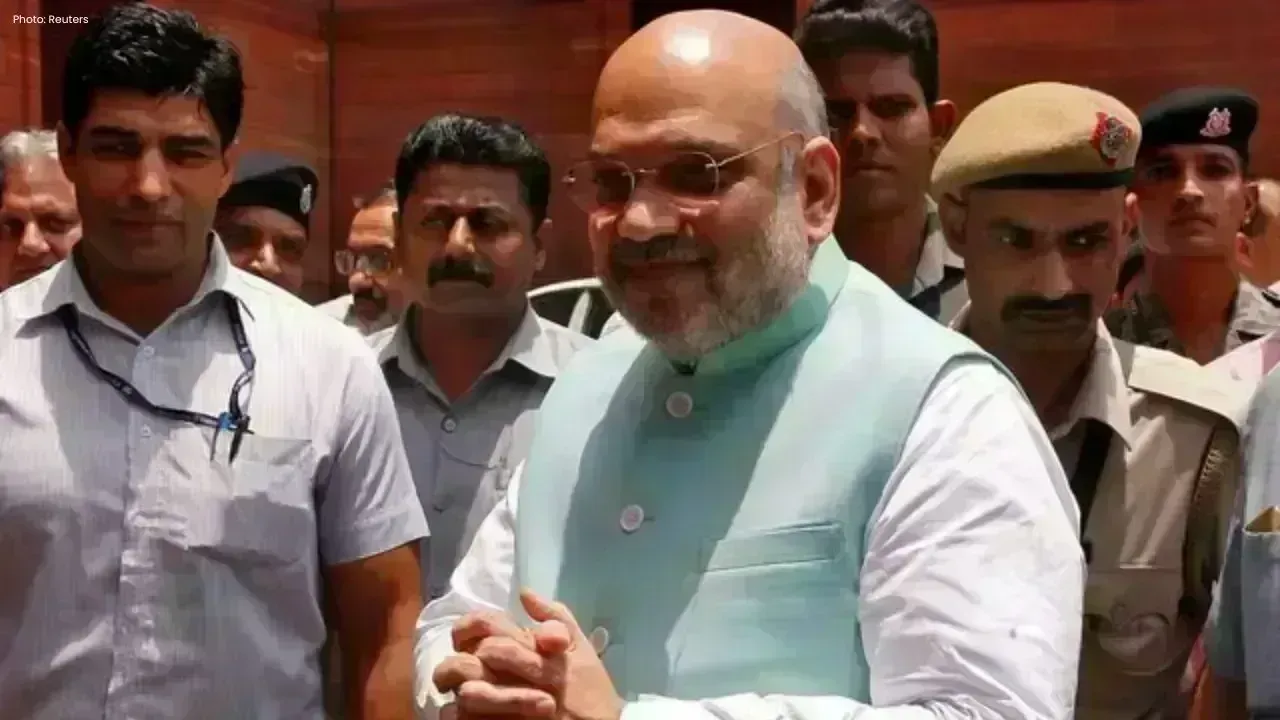 K Annamalai Meets BJP Leaders Amid Tamil Nadu Tension