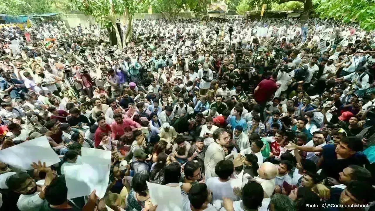 CJP Organizes Mass Protest at Jantar Mantar, Calls for Resignation of Dharmendra Pradhan