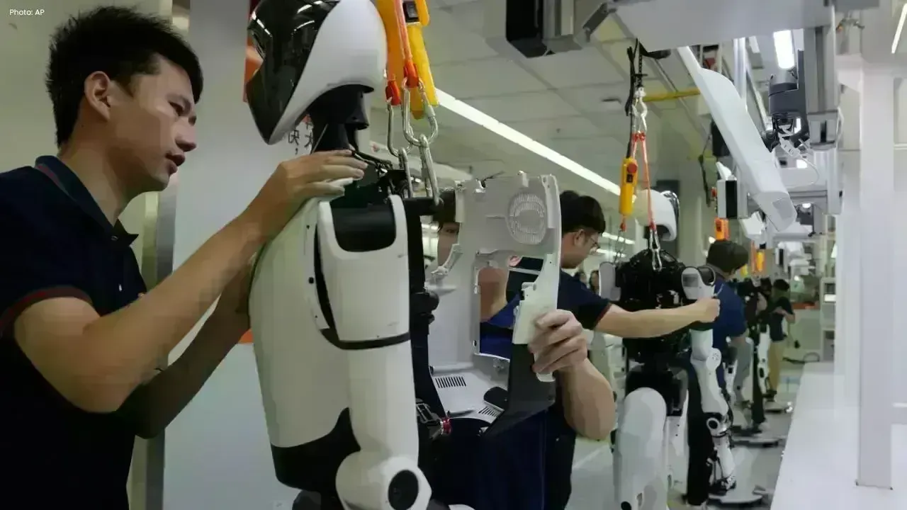 China’s Humanoid Robot Boom Faces Demand Challenge
