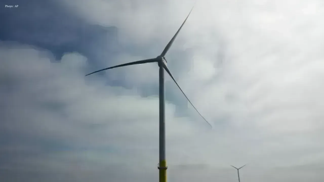Uncertainty Looms as Wind Projects Halted by Trump Administration