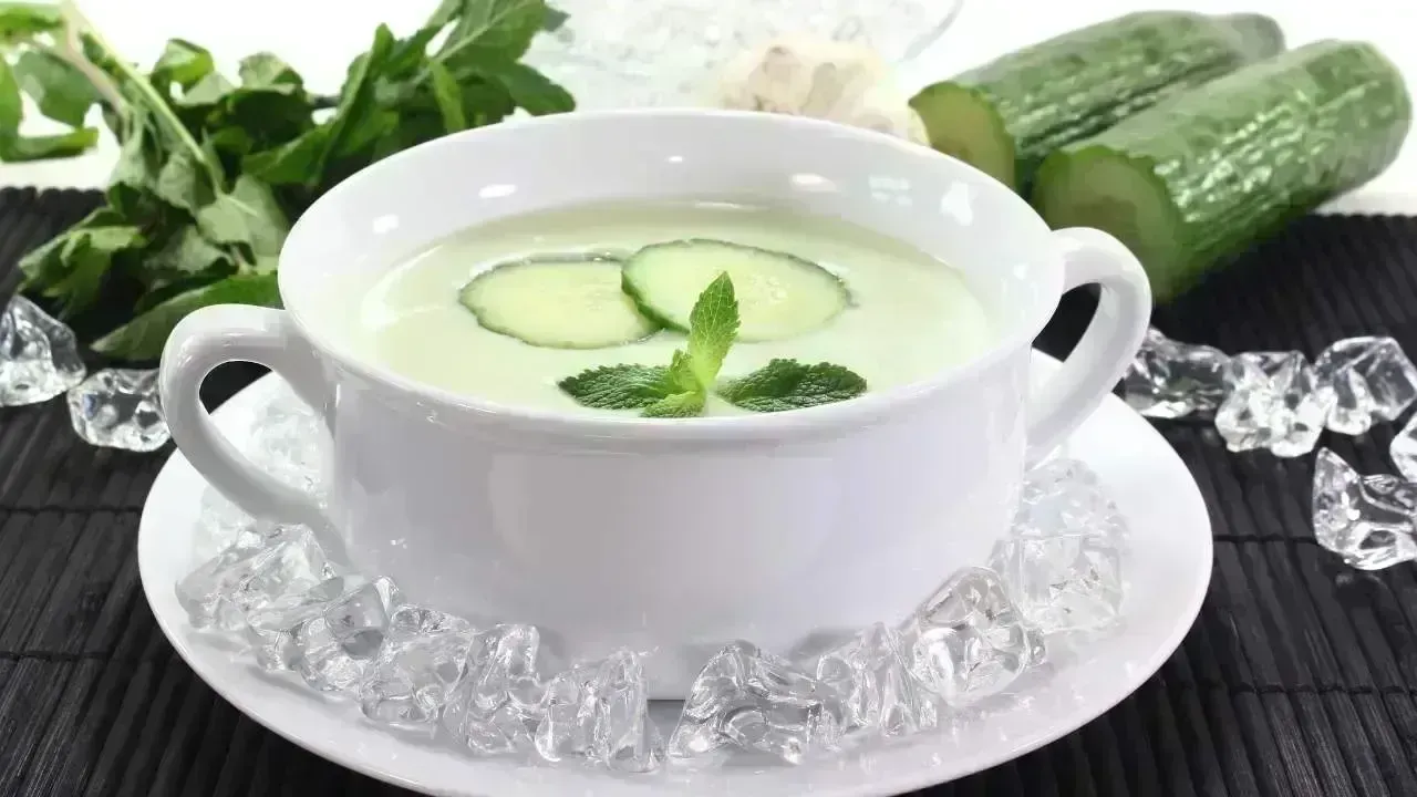 Hydrating Cucumber & Yogurt Soup Emerges as a Nutritional Sensation
