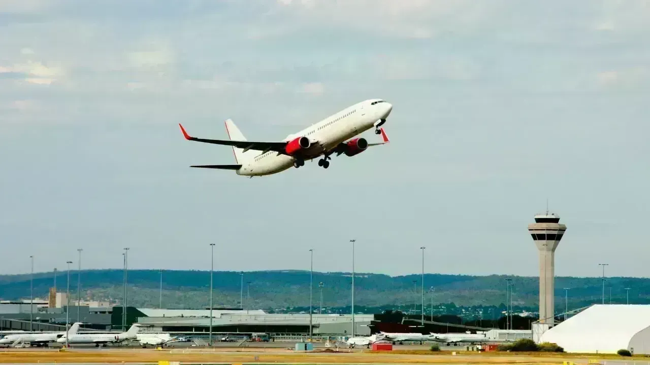 Airlines Grapple with Rising Jet Fuel Prices Amid Global Instability