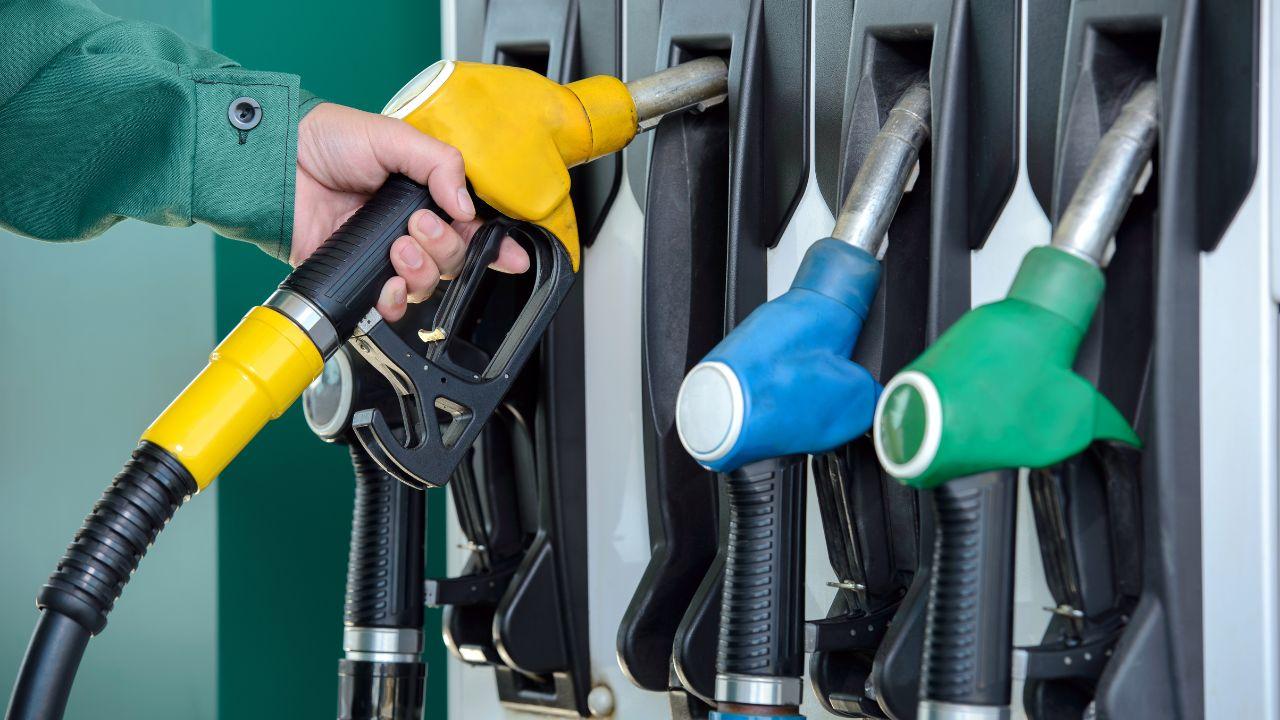 Malaysia Cuts Diesel Price by 30 Sen Amid Oil Ease