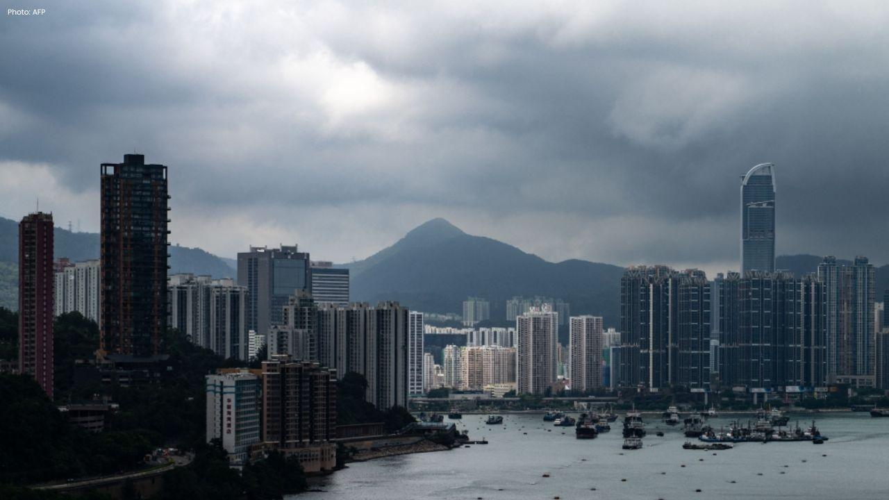 Hong Kong Issues Black Rain Alert Amid Flood Threat