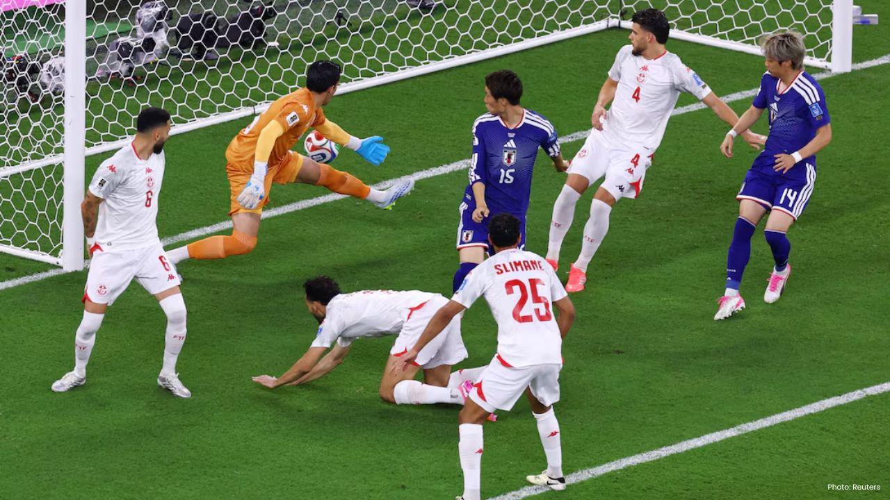 Japan Fans Celebrate 4-0 World Cup Victory in Tokyo