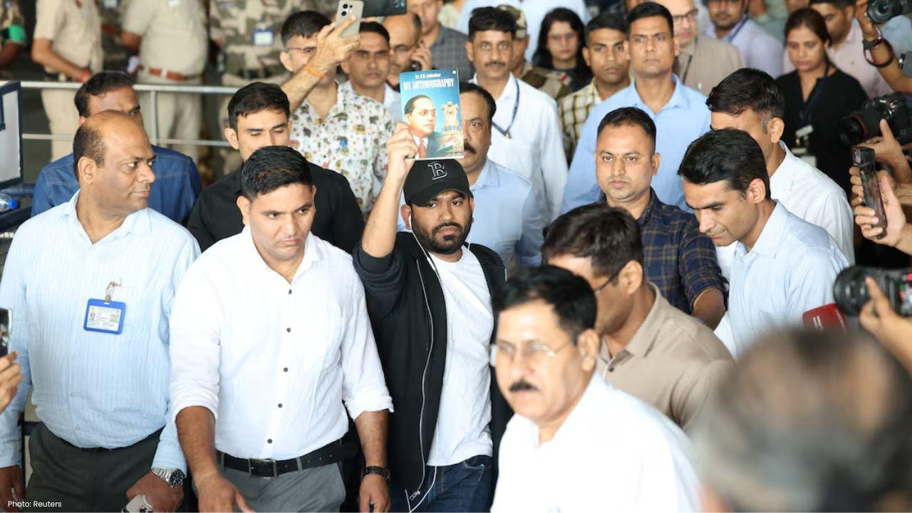 Cockroach Party Protest Enters Third Day in Delhi