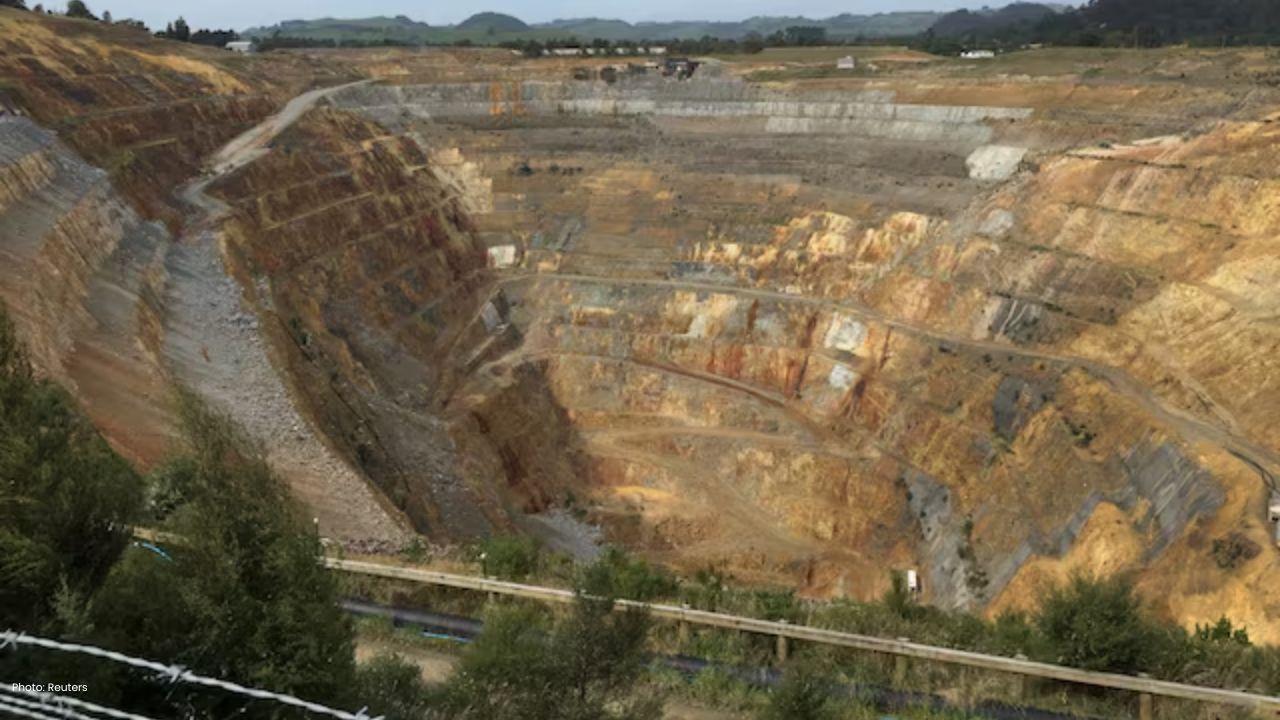 New Zealand Fast-Tracks Gold Mining Amid Economic Push