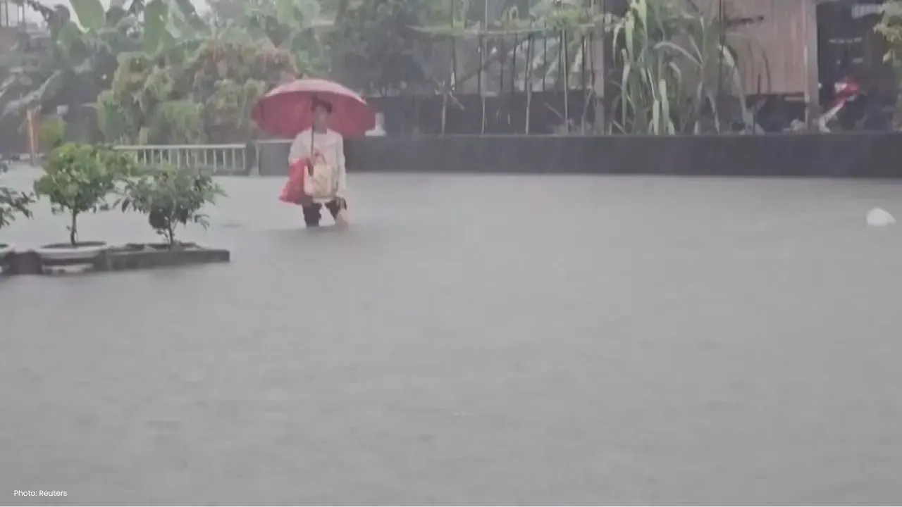 Flash Floods Swamp China's Putian After Torrential Rain