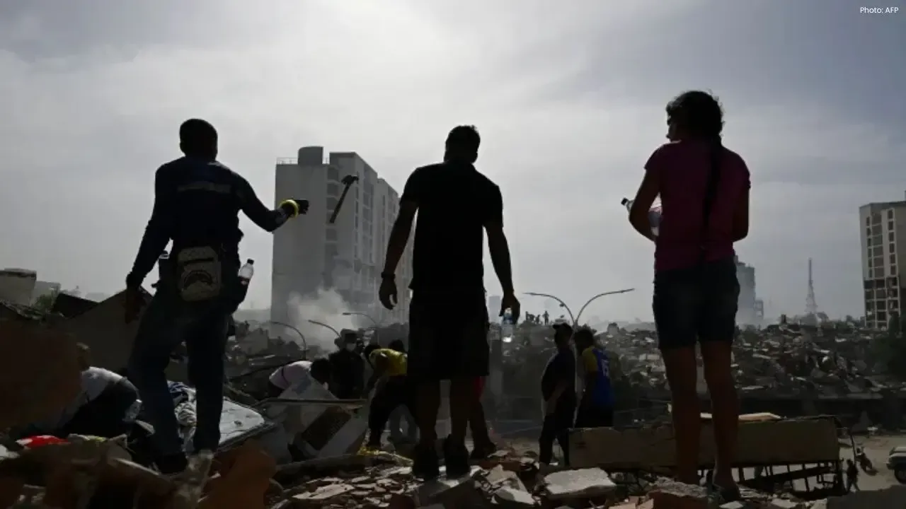 Venezuela Quake Death Toll Rises to 235, Rescue Continues