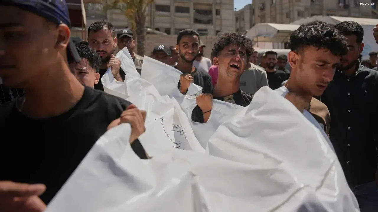 Airstrikes in Gaza Leave Eight Dead, Among Them Two Children, Report Health Officials