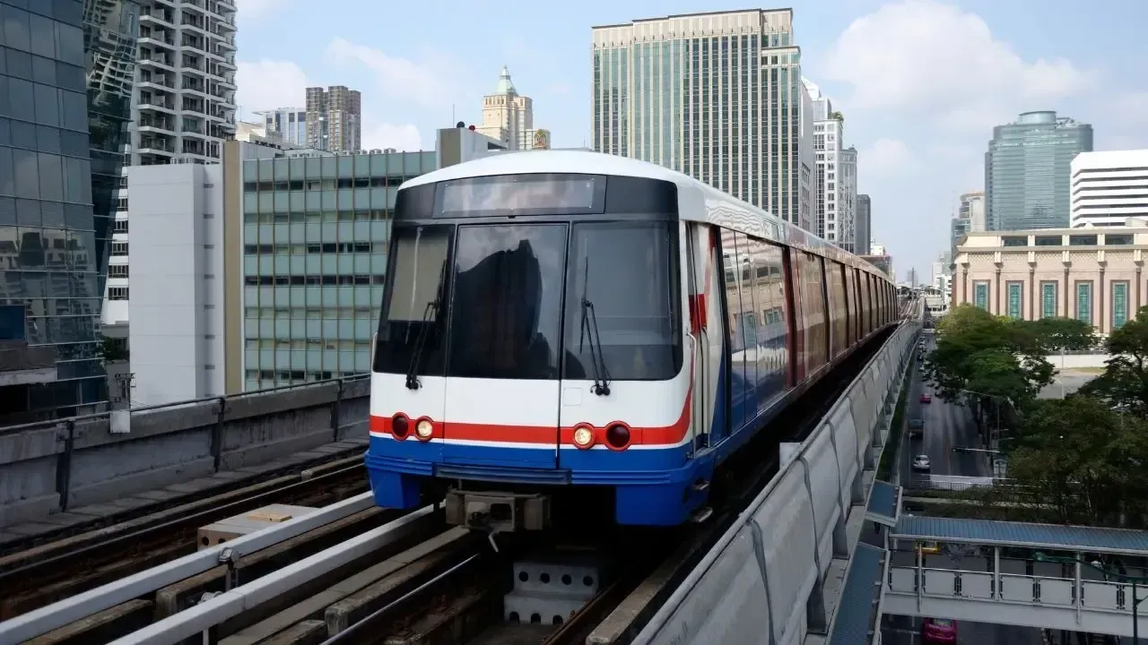 Shah Alam LRT3 Records 60,000 Trips on Day One