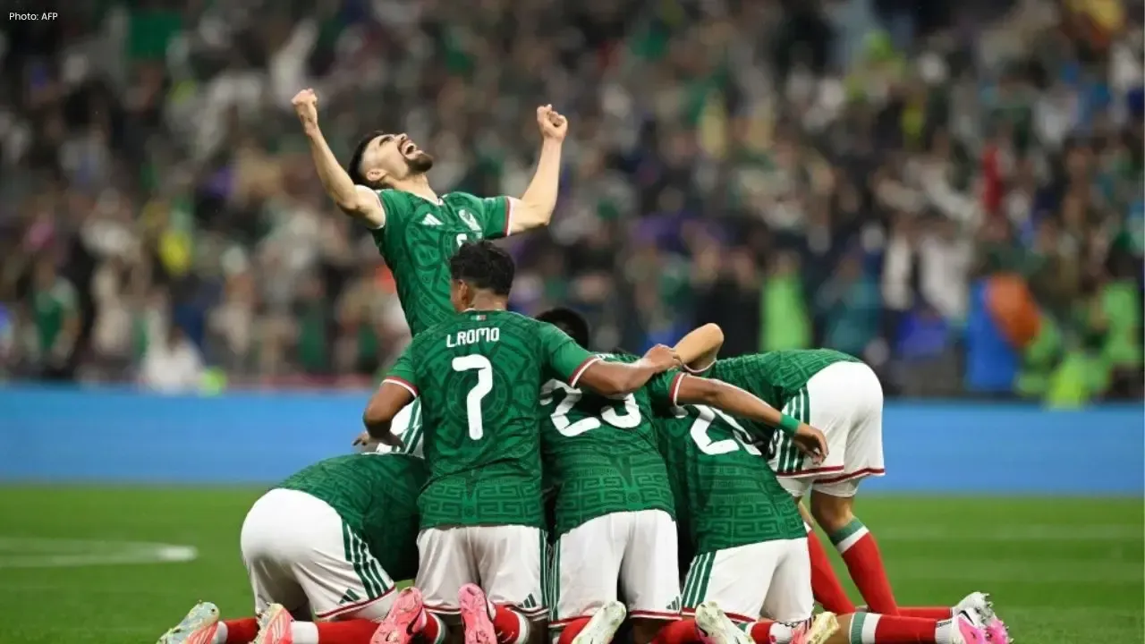 Mexico End 40-Year World Cup Knockout Curse