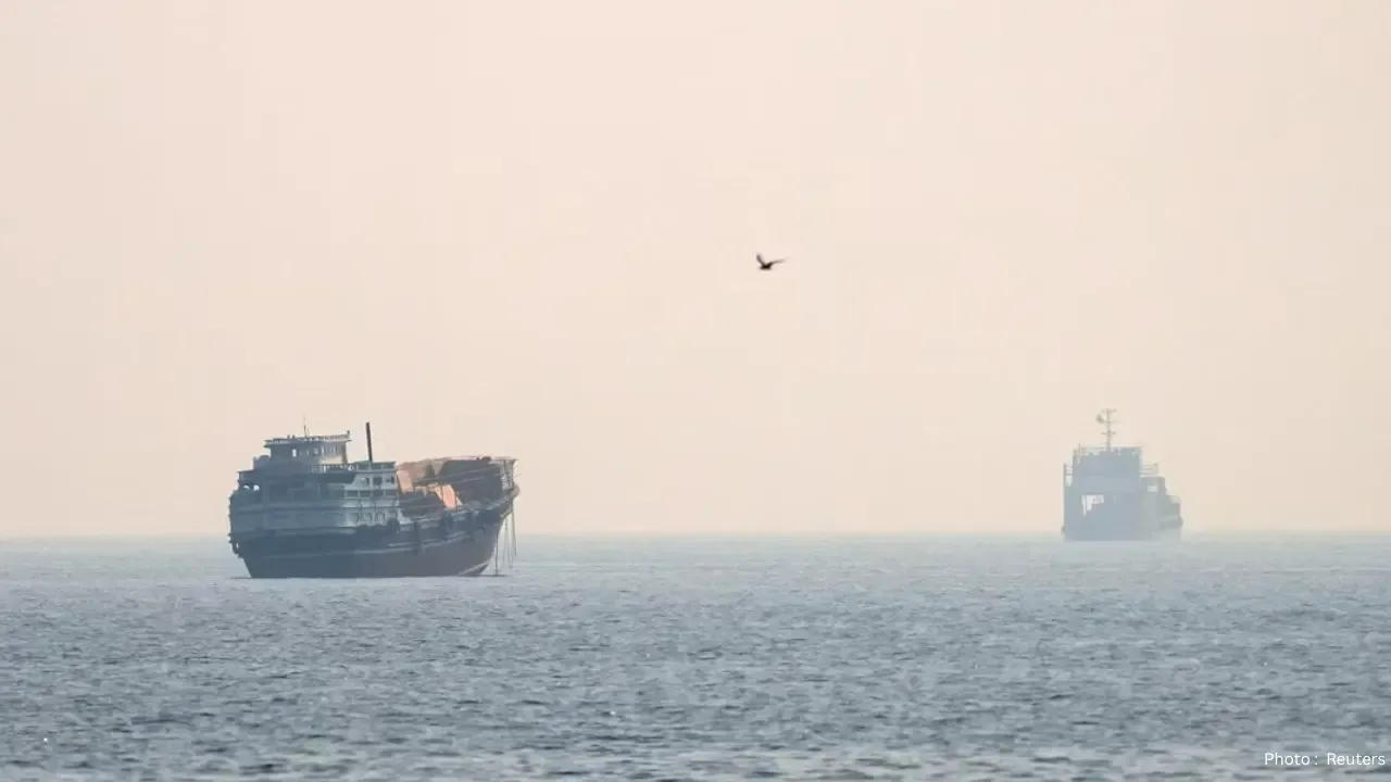 US Pressures Iran for Assurance on Strait of Hormuz Navigation