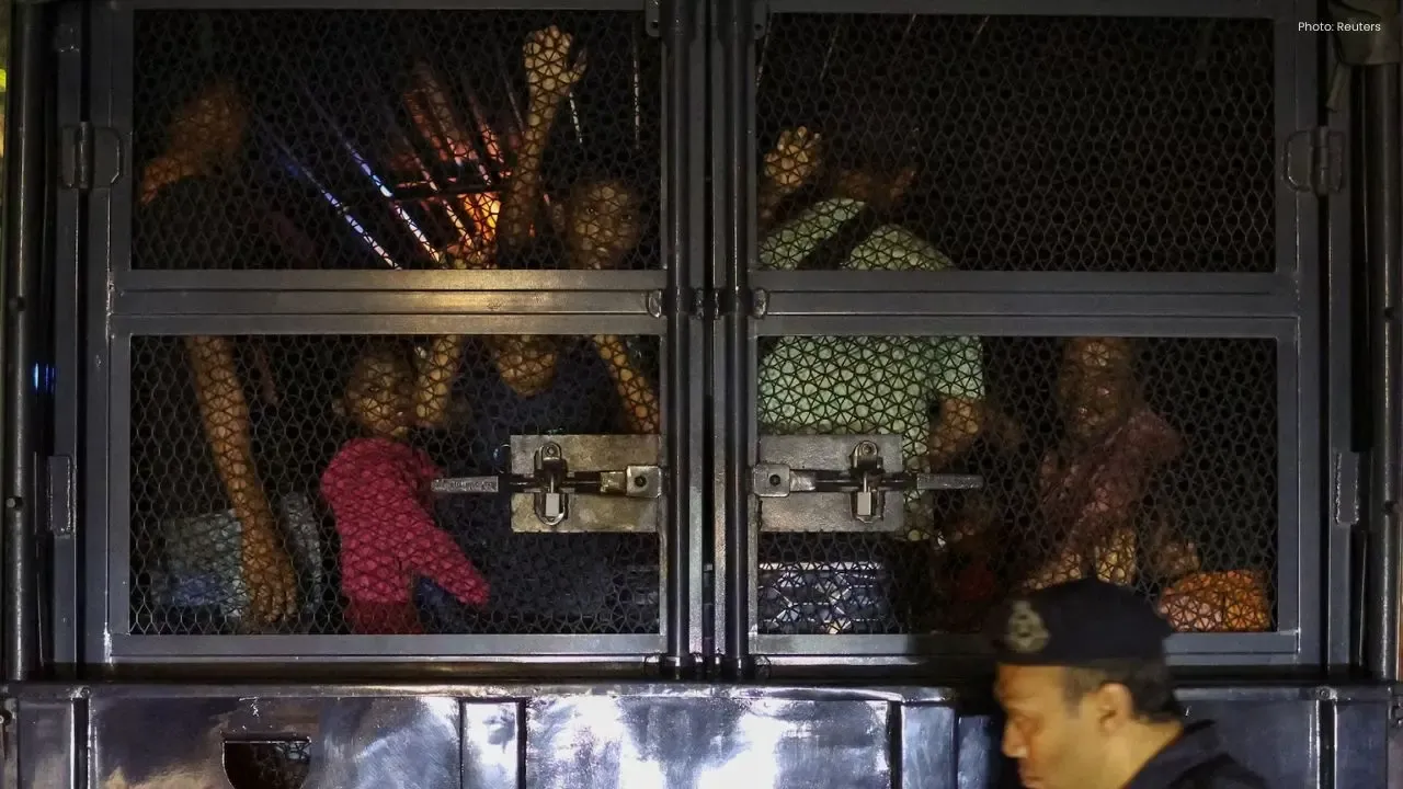 Malaysia Detains Over 100 Rohingya Refugees Outside UNHCR Office