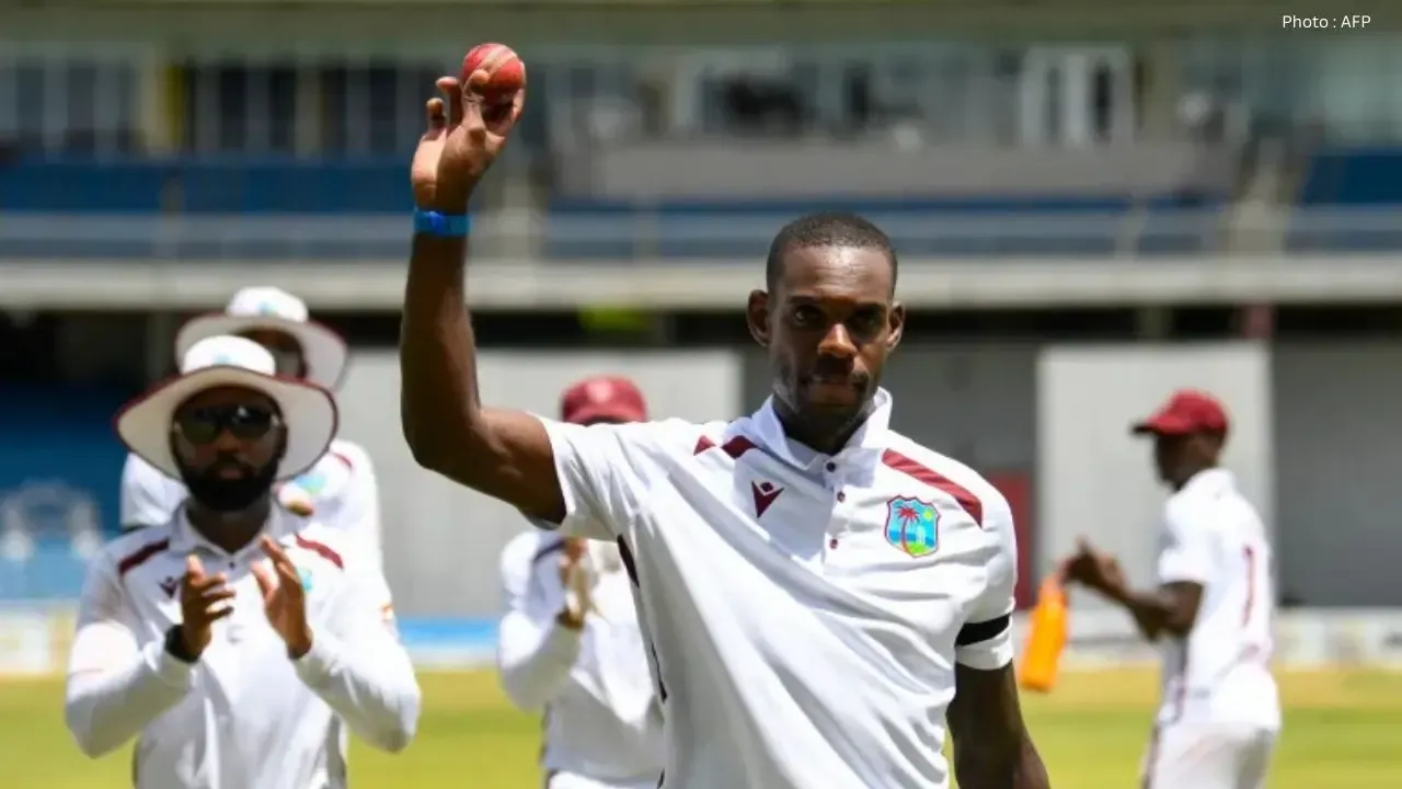 Justin Greaves Makes Test History with Five Consecutive Wicket Maidens