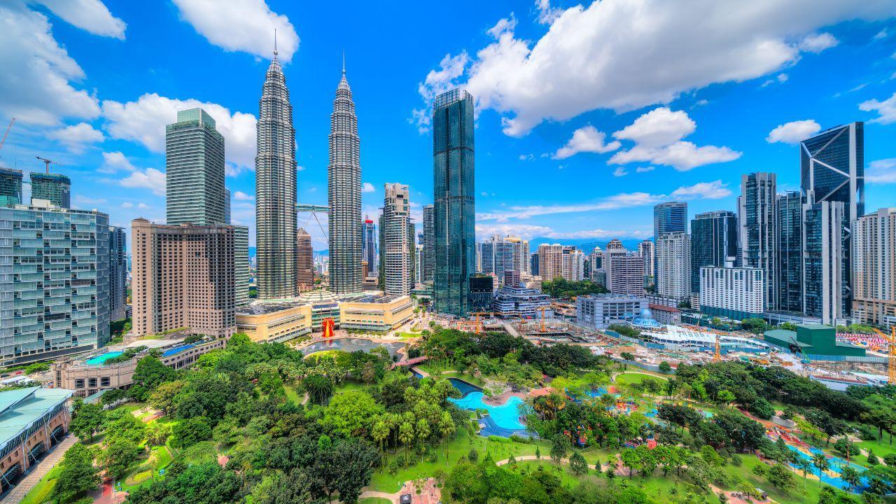 Indonesia Shifts Focus to Occupied Industrial Estates for Economic Growth