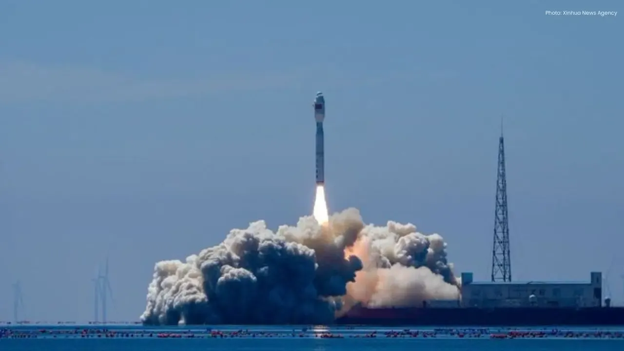 China Launches Two AI Satellites on Smart Dragon-3 Rocket
