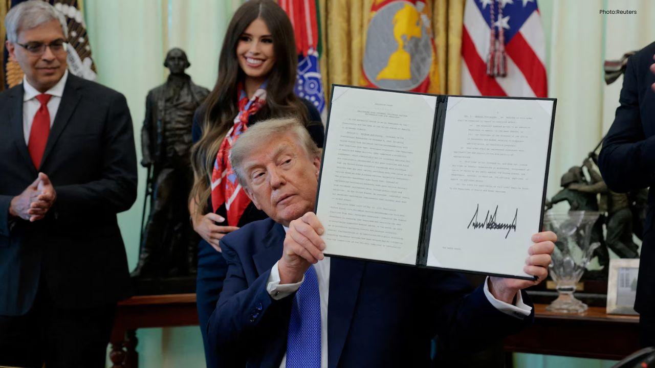 Doctors Warn of Risks From Trump’s US Childhood Vaccine Changes