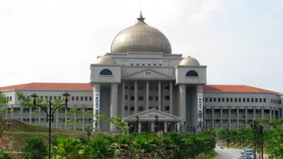 Court Rejects DNAA Bid by Maju Holdings Director and Wife in Case