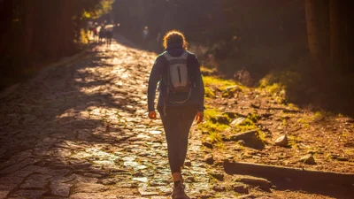 Authorities Urge Review of Minimum Age for Mountain Expeditions