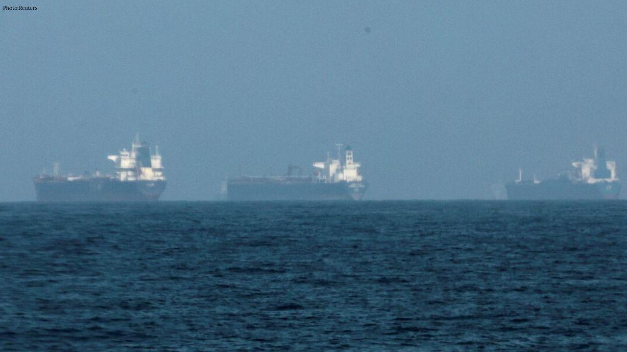 Iran and US Launch Major Attacks on Tankers as Hormuz Crisis Deepens