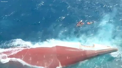Indonesia Ferry Capsizes on Surabaya to Banjarmasin Route