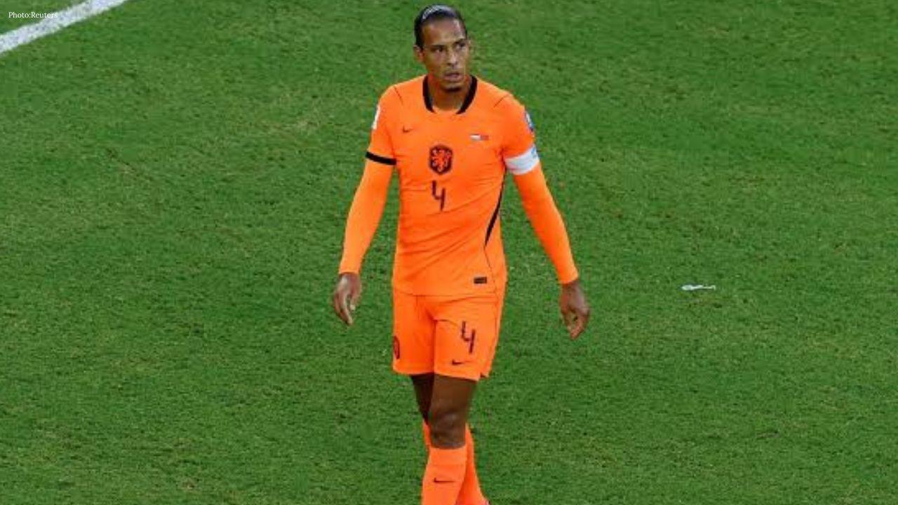 Van Dijk Stays as Depay Misses Xavi’s First Netherlands Squad