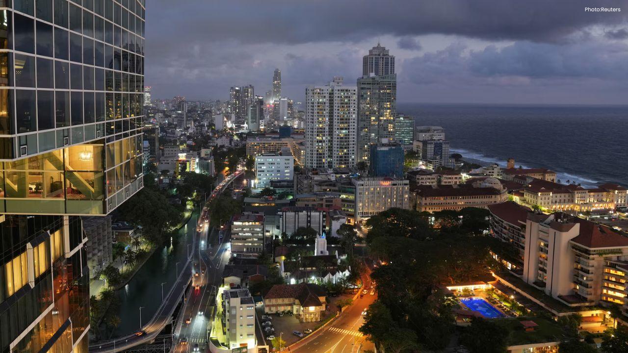 Sri Lanka Economy Shows Resilience, But IMF Flags Growing Downside Risks