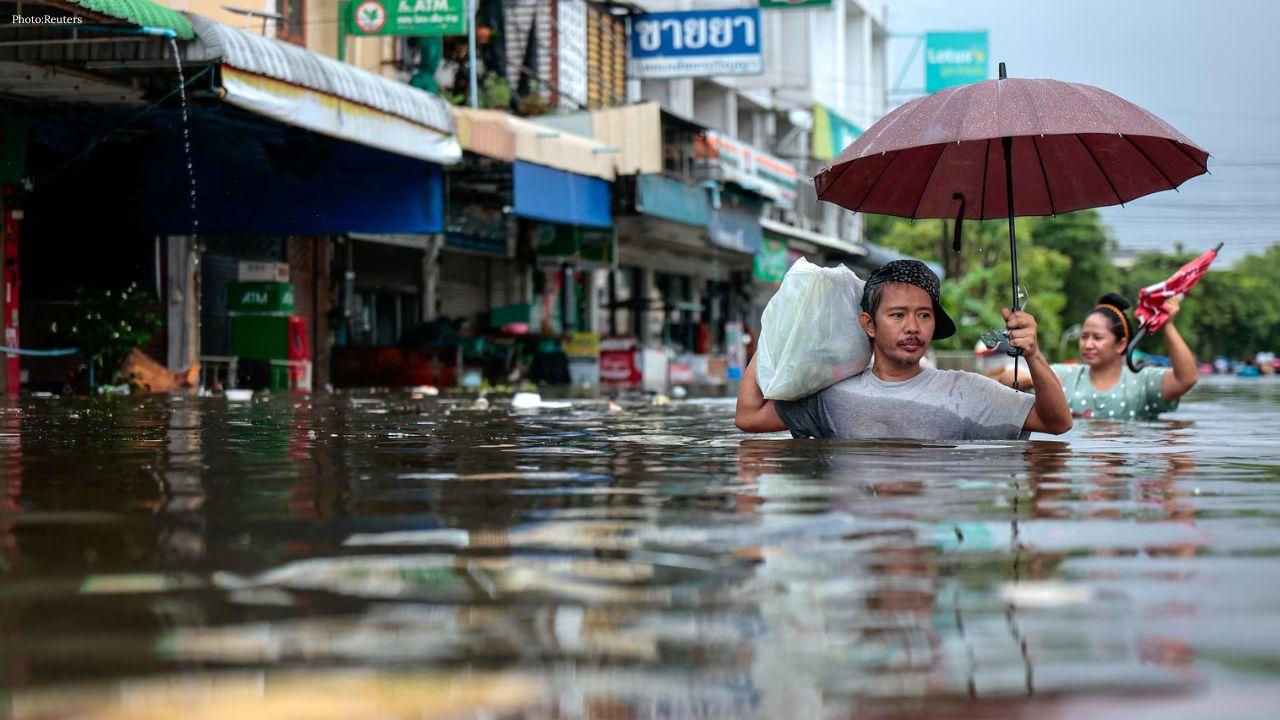 Thailand Floods Leave Eight Dead as Heavy Rain Hits 27 Provinces