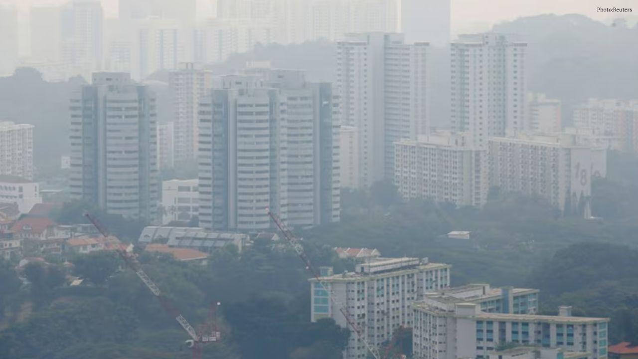 Singapore Air Quality Turns Unhealthy in Central Region as Haze Persists