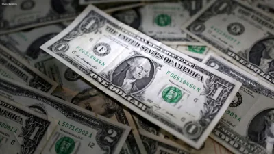 Money Market Funds See Record Inflows as Global Bond Selloff Intensifies