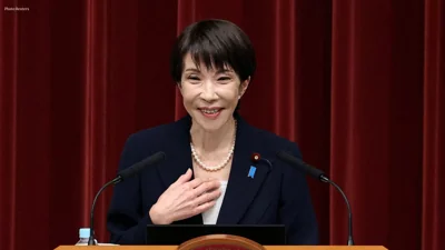 Japan PM Keeps Bond Issuance Option Open to Fund Tax Cuts